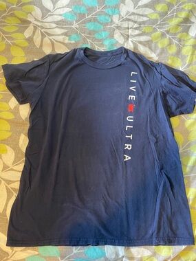 Men's Navy Graphic Tee